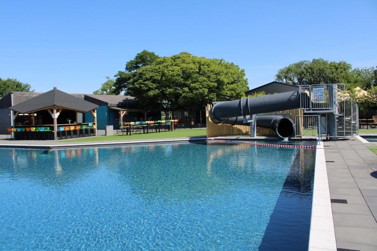 Ferienhaus Luxchalet #Vaju Lathum# Am See, Strand, Pool, Nationalpark ภายนอก รูปภาพ